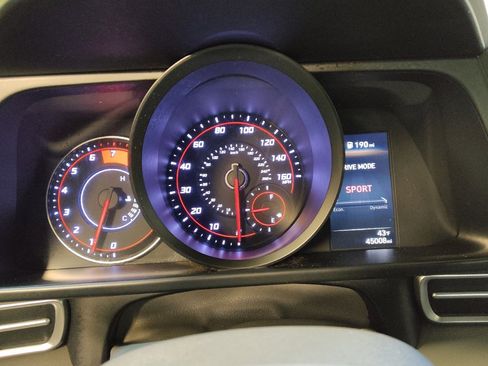 Used 2021 Hyundai Elantra SEL image 23