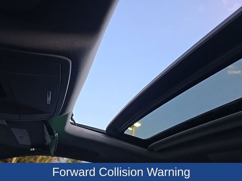 Used 2017 GMC Yukon XL Denali w/ Open Road Package image 9