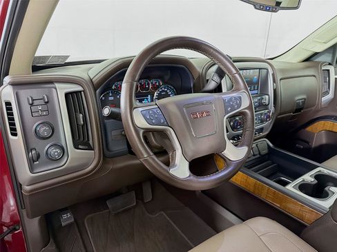 Used 2018 GMC Sierra 1500 SLT AWD/4WD image 16