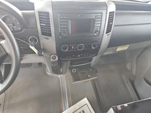 Used 2016 Mercedes-Benz Sprinter 2500 image 8