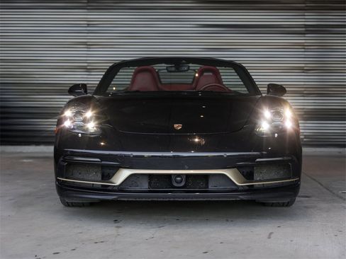 Certified 2021 Porsche 718 Boxster image 10