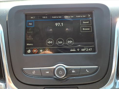 Used 2019 Chevrolet Equinox LS image 21