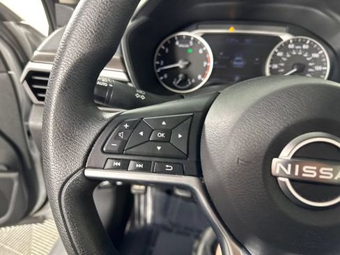 Used 2023 Nissan Altima 2.5 SV FWD image 27