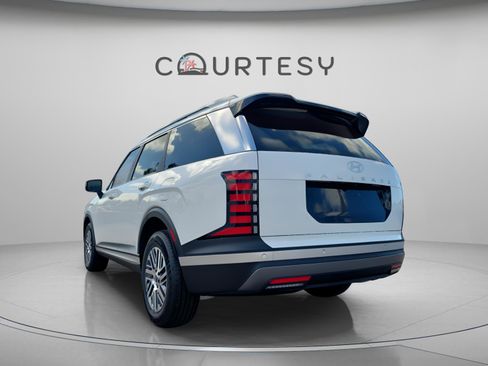 New 2026 Hyundai Palisade SEL image 3