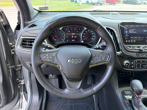 Used 2023 Chevrolet Equinox RS w/ RS Leather Package AWD/4WD image 13