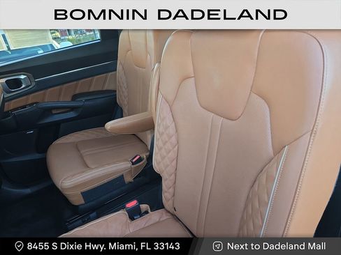 Used 2022 Kia Sorento SX Prestige w/ Rust Color Package image 11