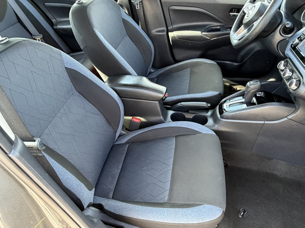 Used 2024 Nissan Versa SV FWD image 20