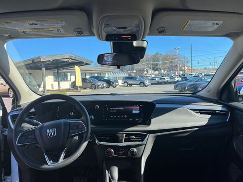 Used 2025 Buick Encore GX Preferred image 27