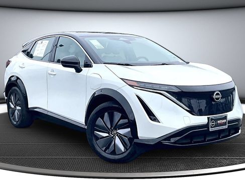 Used 2023 Nissan Ariya FWD image 1