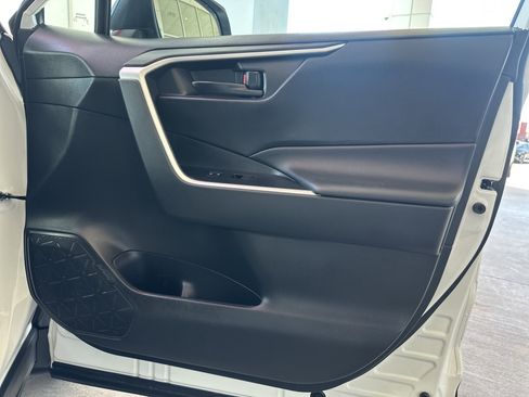 Certified 2023 Toyota RAV4 LE AWD/4WD image 12