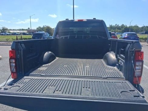 Used 2021 Ford F250 XLT image 11