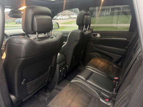 Used 2019 Jeep Grand Cherokee SRT AWD/4WD image 19