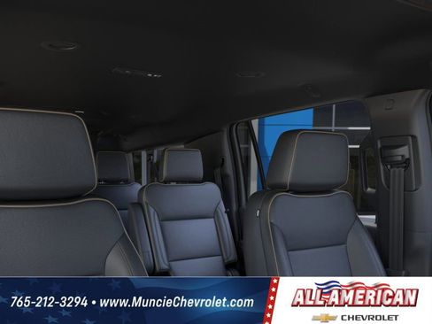 New 2025 Chevrolet Suburban Premier image 24