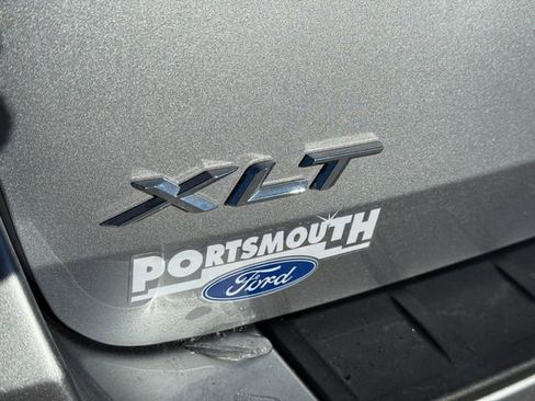 Used 2022 Ford Explorer XLT w/ Equipment Group 202A image 18