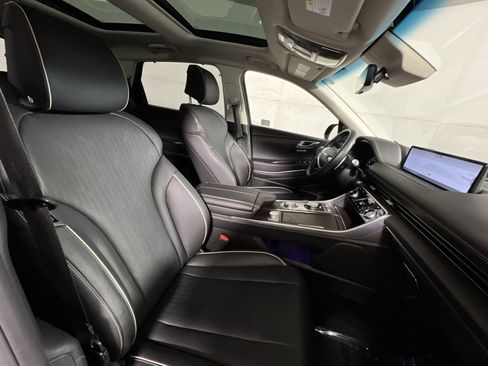 Used 2024 Genesis GV80 2.5T w/ Advanced Package image 27