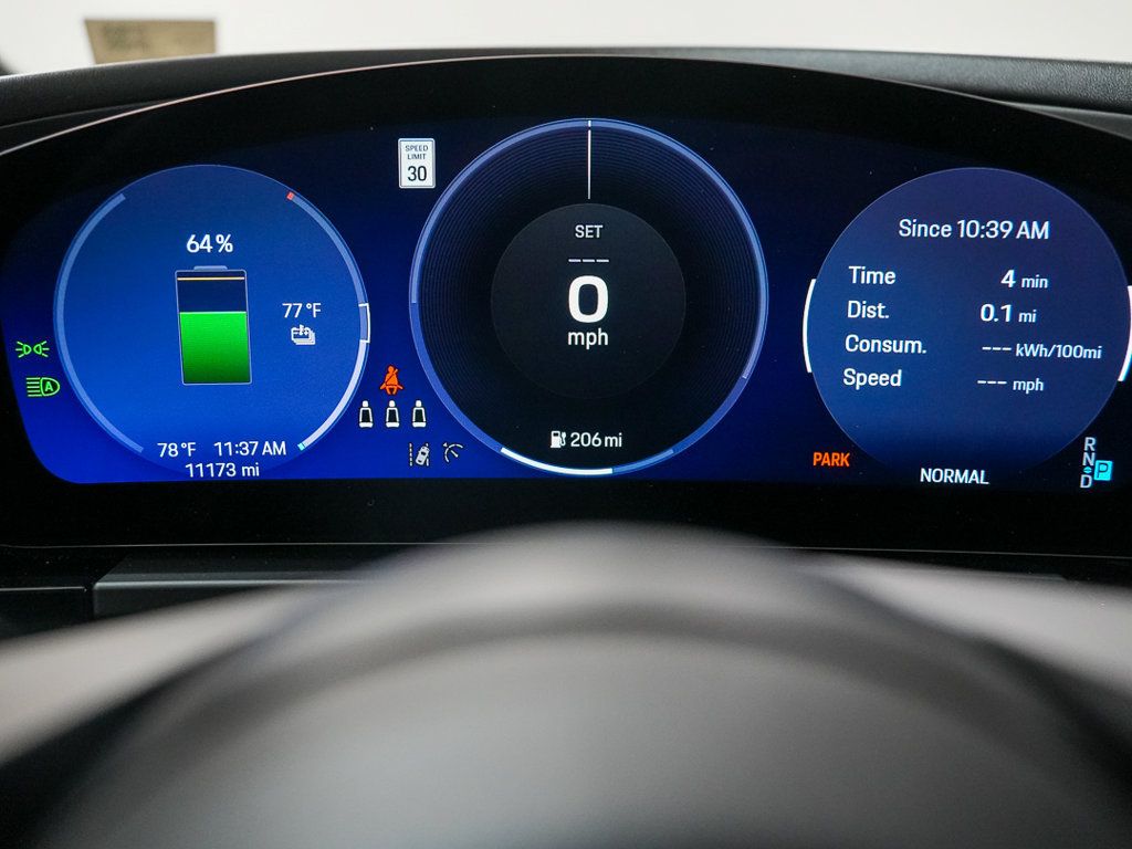 Certified 2024 Porsche Macan 4 Electric AWD/4WD image 13