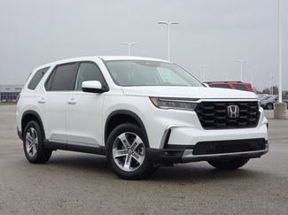 Used 2025 Honda Pilot EX-L video 2