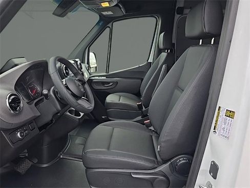 New 2025 Mercedes-Benz Sprinter 2500 image 7