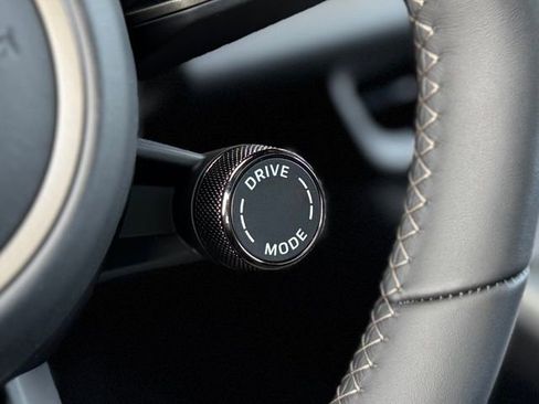 New 2025 Porsche Macan Turbo Electric image 24