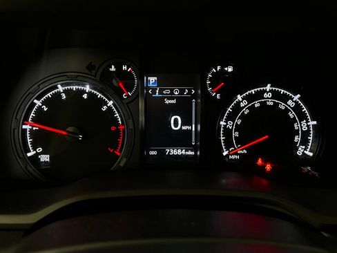 Certified 2020 Toyota 4Runner SR5 Premium AWD/4WD image 10