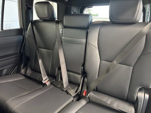 Used 2025 Lexus GX 550 w/ Cold Area Package AWD/4WD image 25