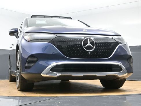 Used 2023 Mercedes-Benz EQE 350+ 4MATIC SUV w/ Exclusive Trim Package image 54