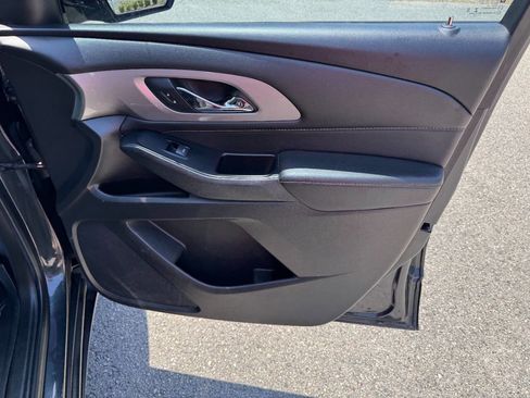 Used 2019 Chevrolet Traverse LT w/ LPO, Floor Liner Package AWD/4WD image 47