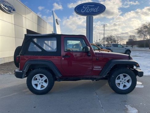 Used 2012 Jeep Wrangler Sport image 16