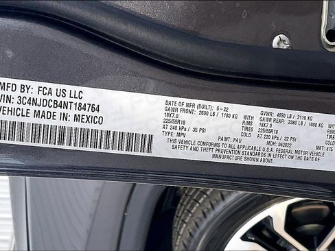 Used 2022 Jeep Compass Limited image 36