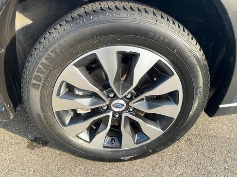 Used 2023 Subaru Outback Limited w/ Tech Package 3 image 10