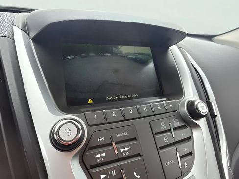 Used 2014 GMC Terrain SLE FWD image 16