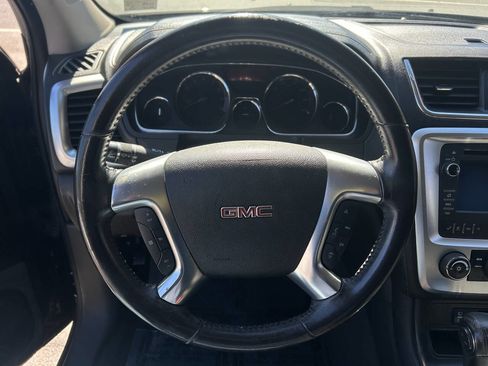 Used 2016 GMC Acadia SLE image 10