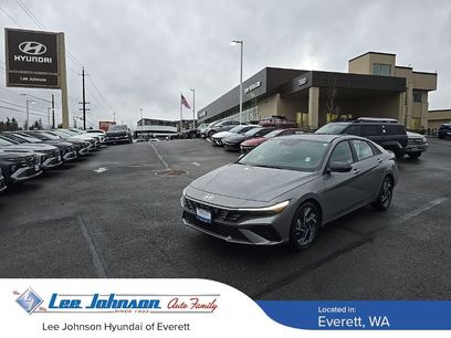 Certified 2025 Hyundai Elantra SEL