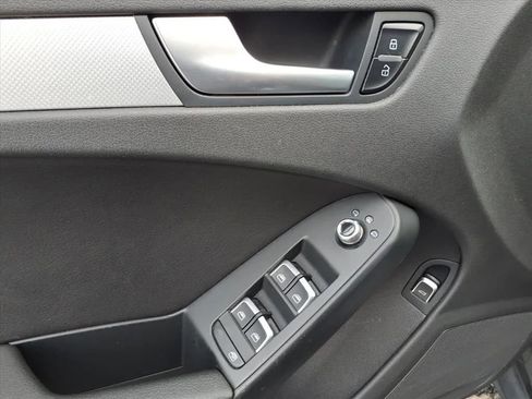 Used 2013 Audi A4 2.0T Premium image 24