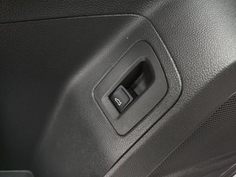 Used 2023 Volkswagen Atlas SE w/ Panoramic Sunroof Package FWD image 41