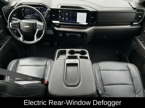 Used 2022 Chevrolet Silverado 1500 LT image 11