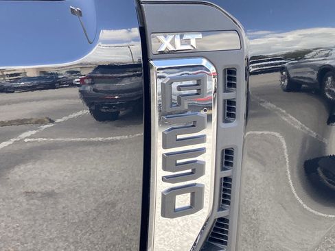 New 2026 Ford F250 XLT AWD/4WD image 10