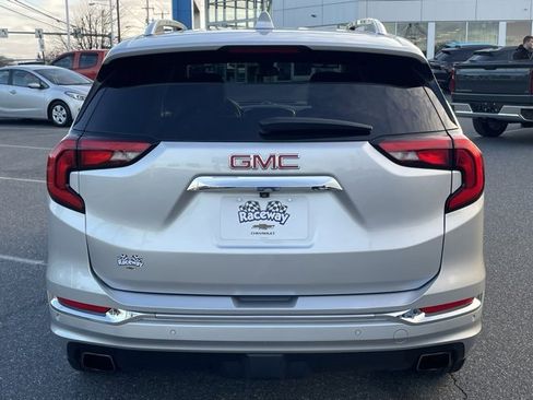 Used 2020 GMC Terrain Denali w/ Denali Premium Package image 13