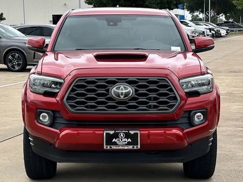 Used 2021 Toyota Tacoma TRD Sport w/ Technology Package AWD/4WD image 8