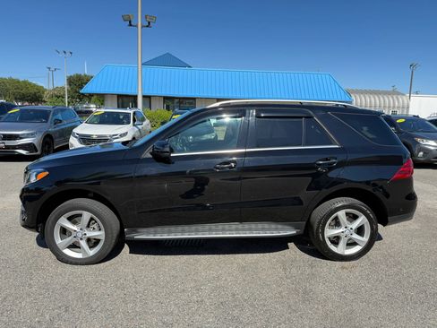 Used 2017 Mercedes-Benz GLE 350 4MATIC image 3
