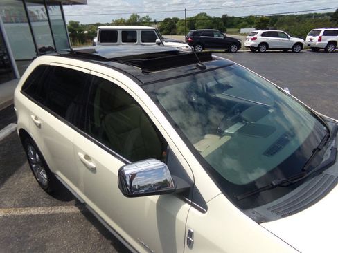 Used 2008 Lincoln MKX AWD image 5