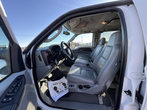 Used 2007 Ford F250 Lariat image 14