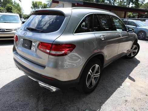 Used 2019 Mercedes-Benz GLC 300 image 6