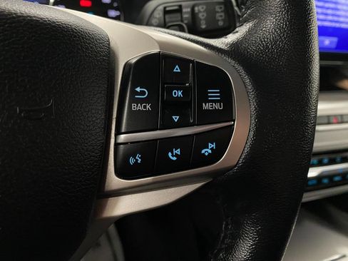 Used 2020 Ford Explorer XLT w/ Equipment Group 202A image 19