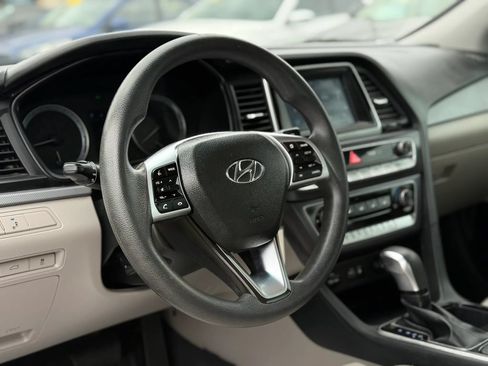 Used 2019 Hyundai Sonata SE FWD image 15
