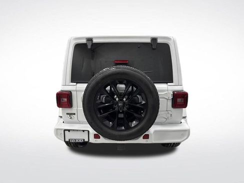 Used 2021 Jeep Wrangler Unlimited Sahara image 14