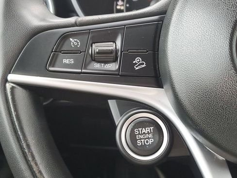 Used 2019 Alfa Romeo Stelvio w/ Nero Edizione image 13