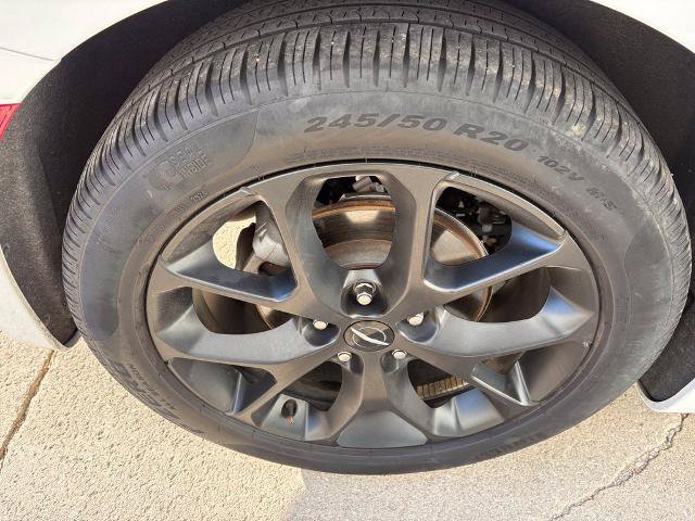 Used 2025 Chrysler Pacifica Limited FWD image 5