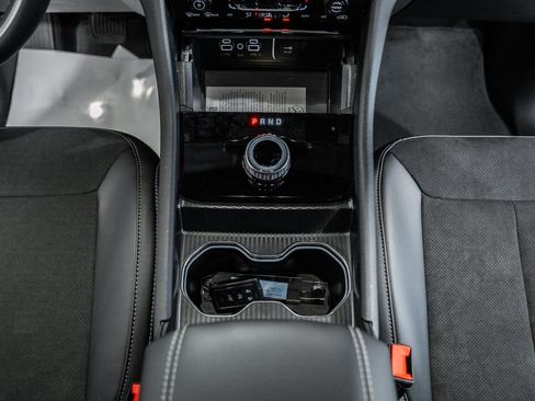 New 2025 Jeep Grand Cherokee L Altitude image 24