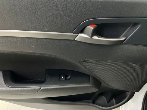 Used 2018 Hyundai Elantra Value Edition image 52